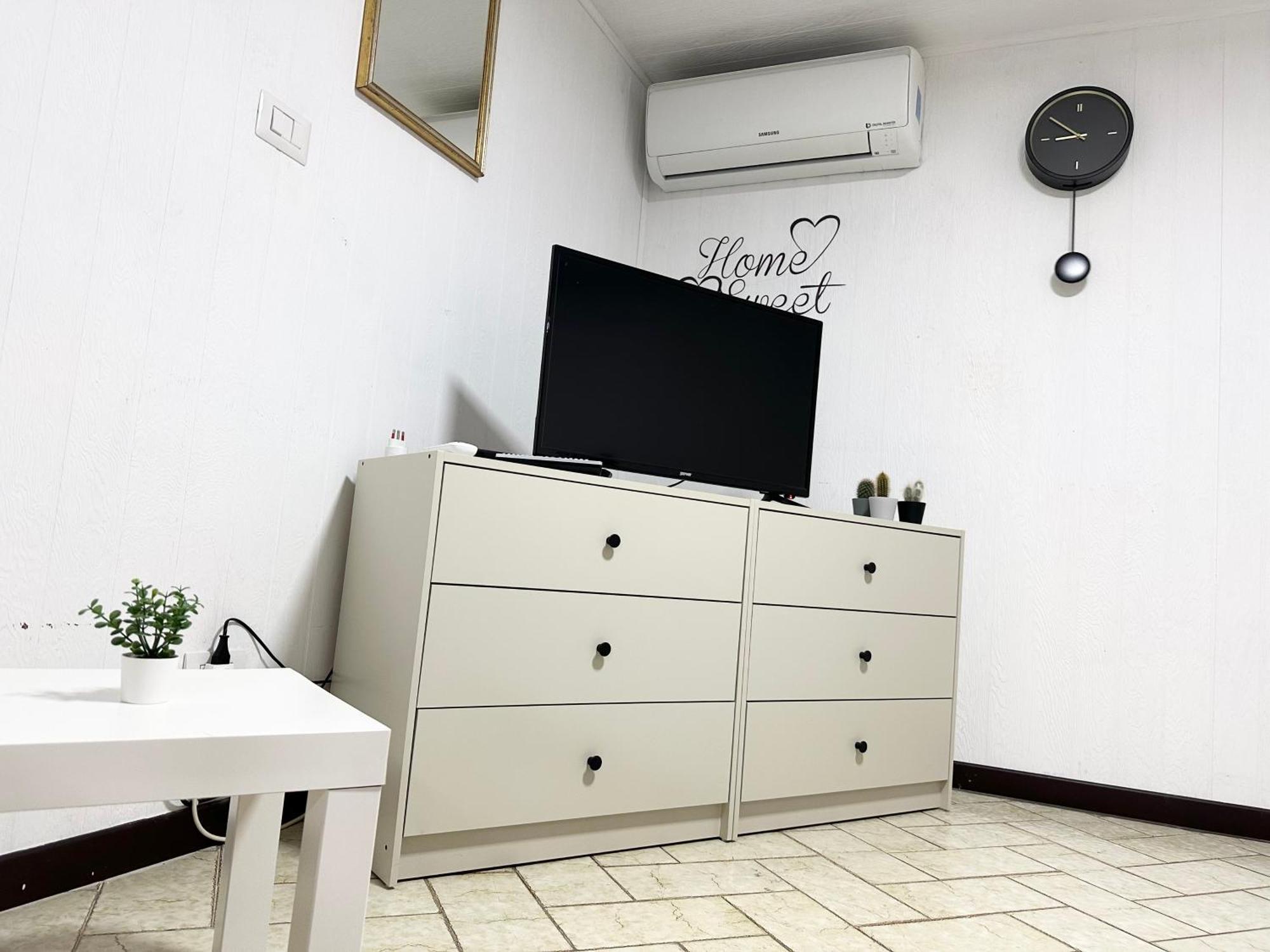 Attico Di Giggia Apartment Giardini Naxos Bagian luar foto